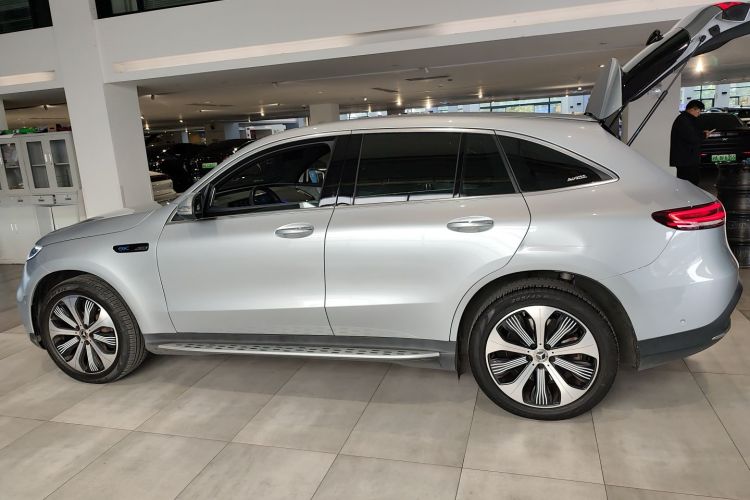 奔驰EQC 2020款 EQC 400 4MATIC 创世代 1886限量版车身外观6003