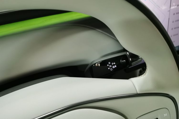 小鹏G7 2025款 702 超长续航 Ultra中控内饰18