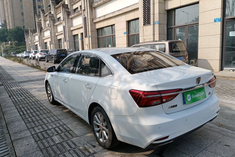 荣威i6 2017款 20T 自动旗舰版车身外观4