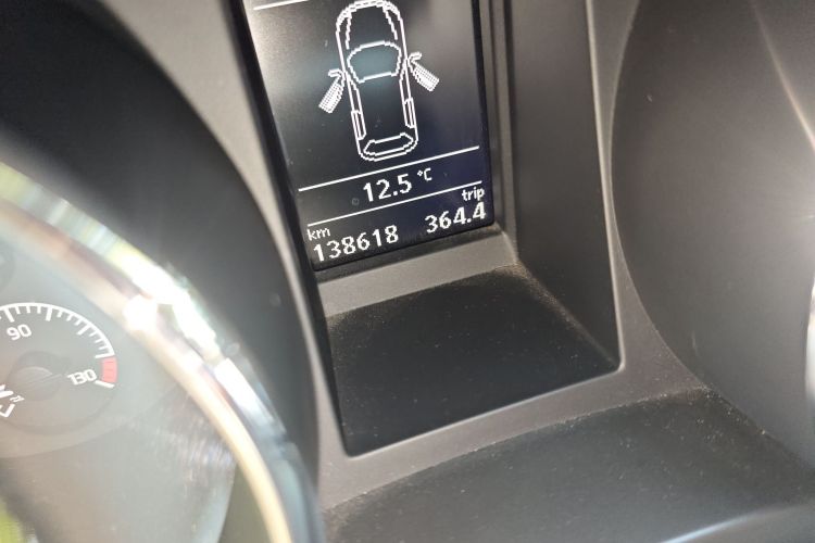 斯柯达 Yeti 2016款 1.8TSI DSG尊行版中控内饰15