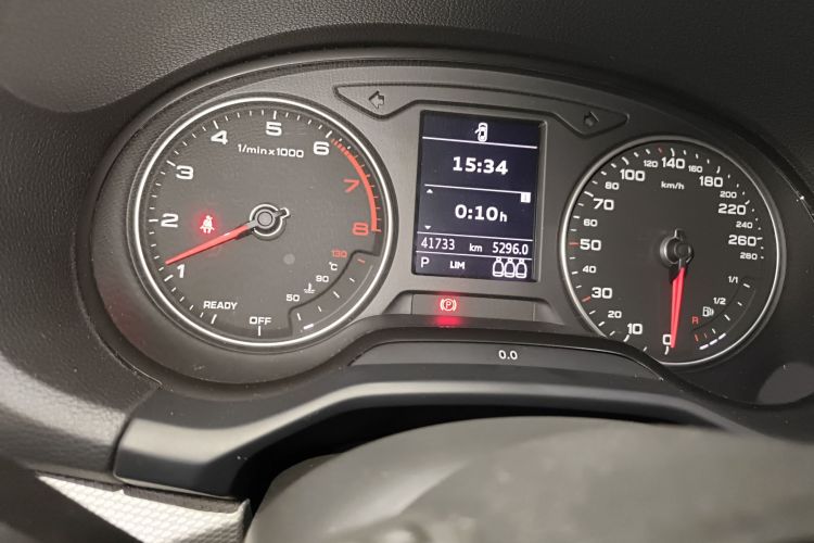 奥迪Q2L 2021款 35 TFSI 进取动感型局部细节14