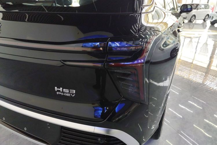 红旗HS3 PHEV 2024款 PHEV 115km 劲为版车身外观9