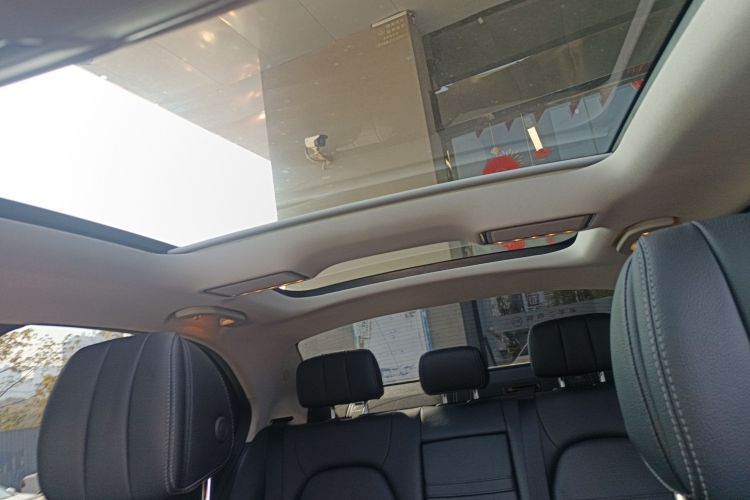 奔驰C级 2021款 C 260 L 运动星耀臻藏版中控内饰22