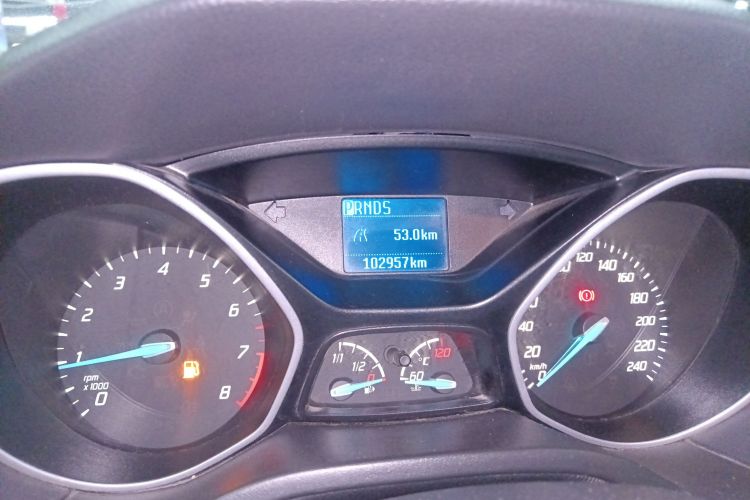 福特 福克斯 2012款 两厢 1.6L 自动舒适型中控内饰14