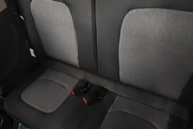 五菱汽车 宏光MINIEV 2021款 马卡龙夹心款 120km 三元锂中控内饰21