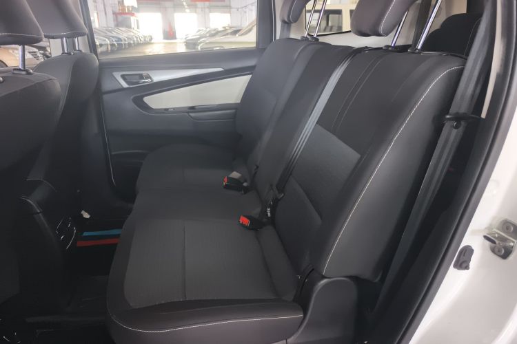 长安凯程 长安欧尚A600 2018款 1.5L 手动精英型中控内饰21