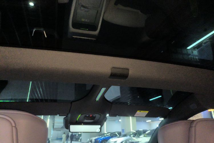 阿维塔12 2025款 Max纯电版中控内饰22