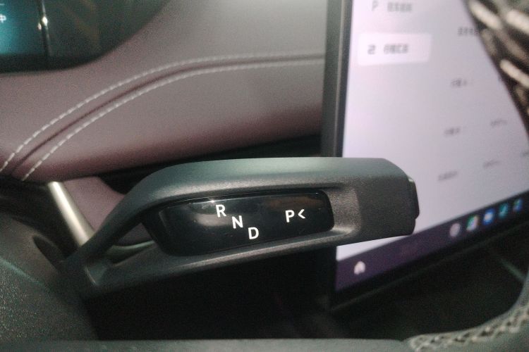 小米汽车 小米SU7 2024款 四驱超长续航高阶智驾Max版中控内饰18