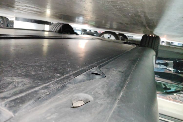 特斯拉 Model Y 2025款 长续航全轮驱动版局部细节9002