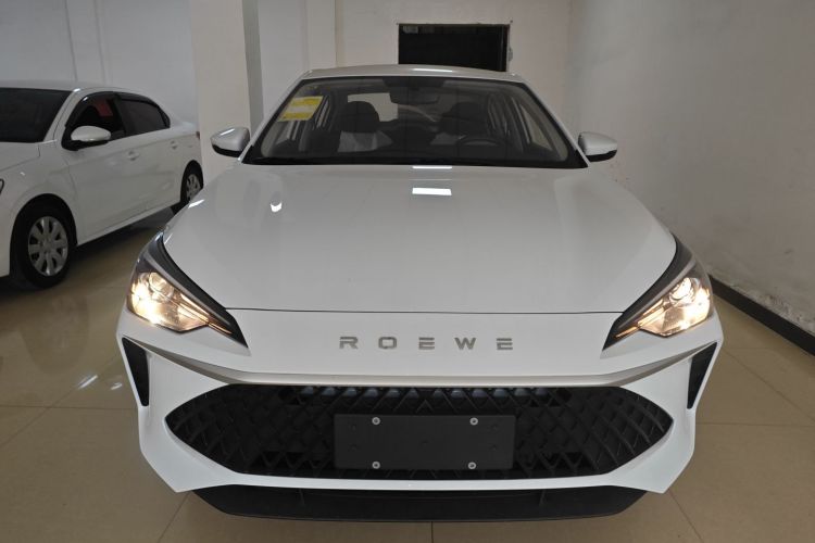 荣威i5 2026款 1.5L 手动舒享版车身外观2