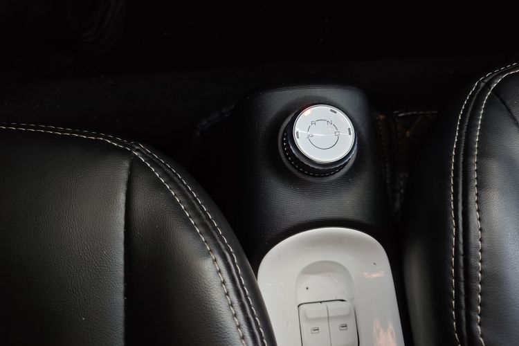 五菱汽车 宏光MINIEV 2024款 第三代 215km 进阶版局部细节18