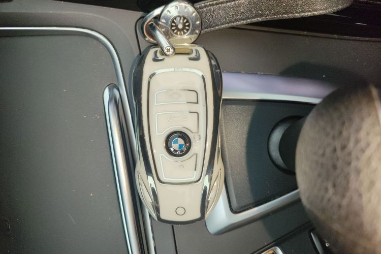 宝马3系 2018款 320Li 时尚型中控内饰11