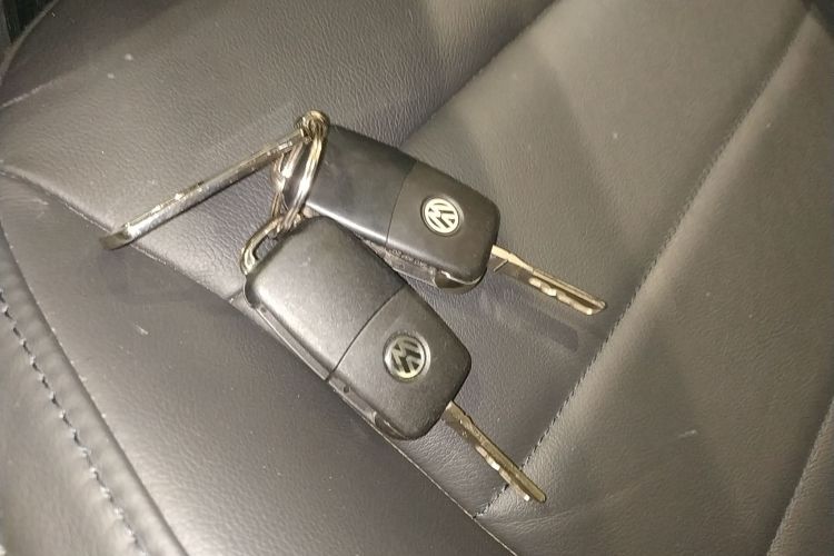 大众 朗逸 2013款 改款经典 1.6L 自动舒适版中控内饰11