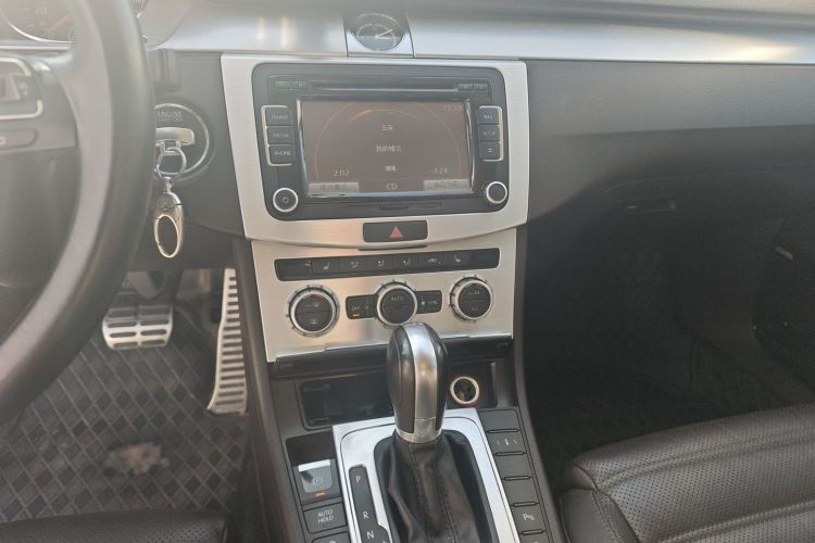 一汽-大众CC 2016款 2.0TSI 至尊型中控内饰16
