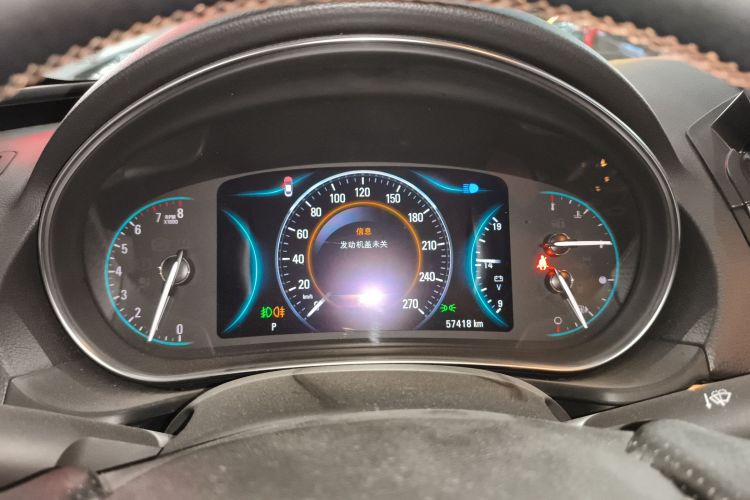 别克 君威 2015款 1.6T 精英技术型中控内饰14