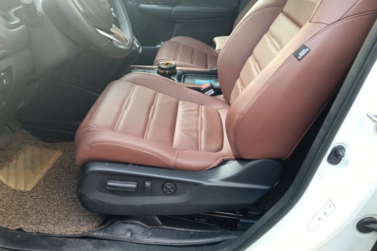 本田CR-V 2021款 240TURBO CVT四驱豪华版中控内饰19