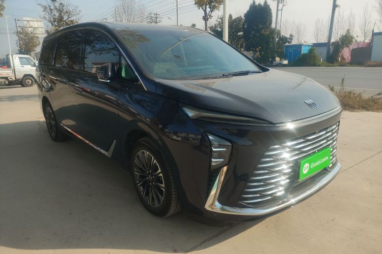 别克GL8 2025款 陆尊 尊享版车身外观3