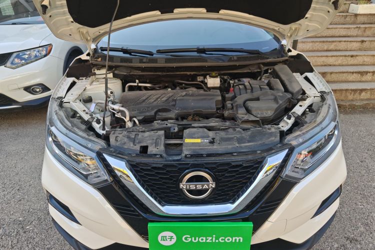 日产 逍客 2023款 经典 2.0L CVT XV舒适版机舱底盘24