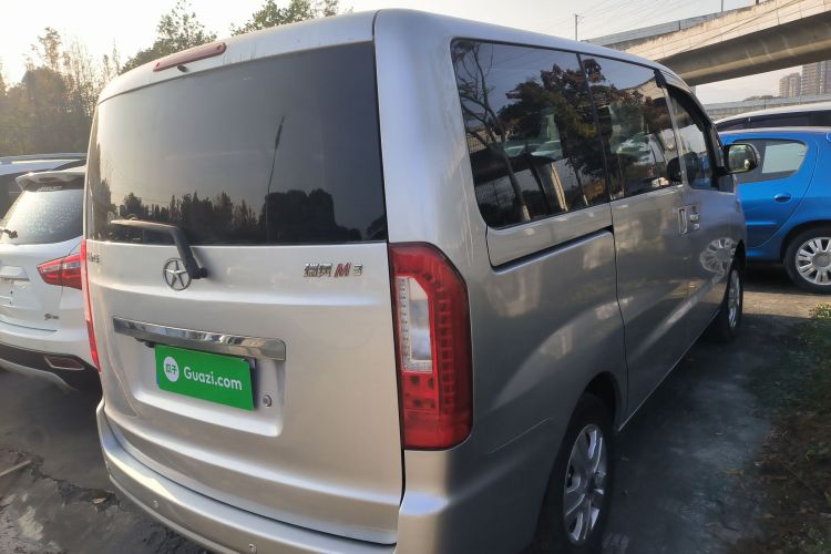 江淮瑞风 瑞风M3 2016款 宜家版 1.6L 豪华智能型车身外观7