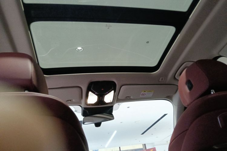 宝马X5 2023款 xDrive 30Li 尊享型M运动曜夜套装中控内饰22