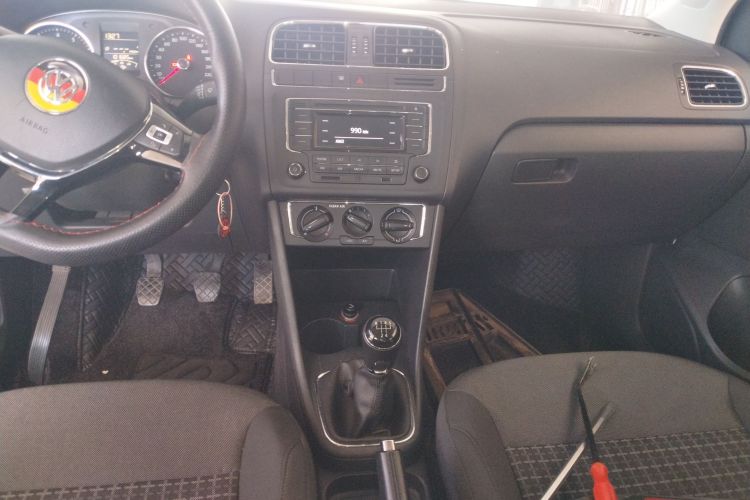 大众 Polo 2016款 1.6L 手动舒适型局部细节16