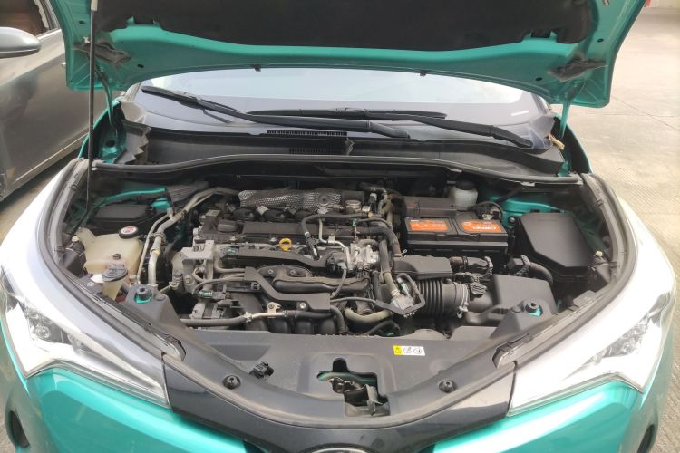 丰田C-HR 2020款 2.0L 领先版局部细节24