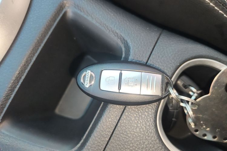 日产 骐达TIIDA 2021款 1.6L CVT智行版中控内饰11