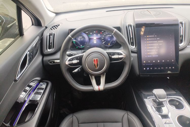 红旗HS3 PHEV 2024款 PHEV 115km 劲为版中控内饰13