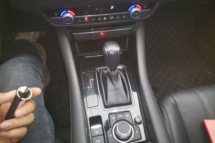 马自达 阿特兹 2021款 2.5L 蓝天运动版中控内饰18