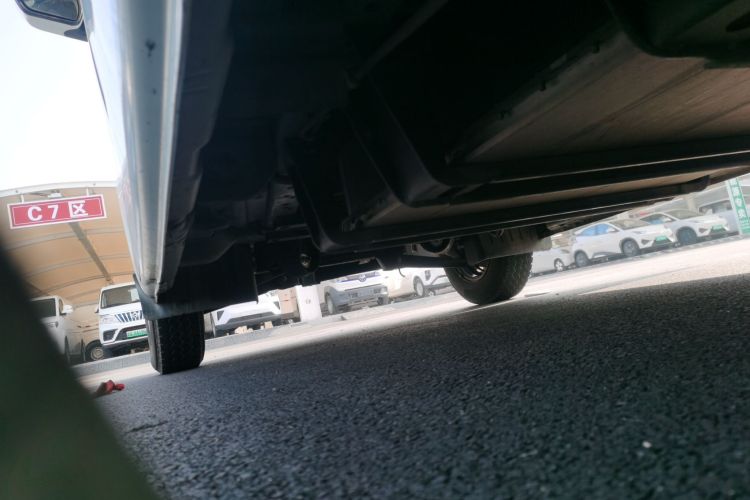 长安凯程 长安睿行EM80 2023款 平顶对开门2座60kW 41.932kWh局部细节9002