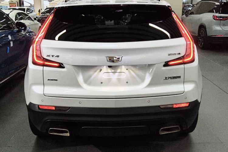 凯迪拉克XT4 2020款 改款 28T 四驱铂金运动版车身外观6