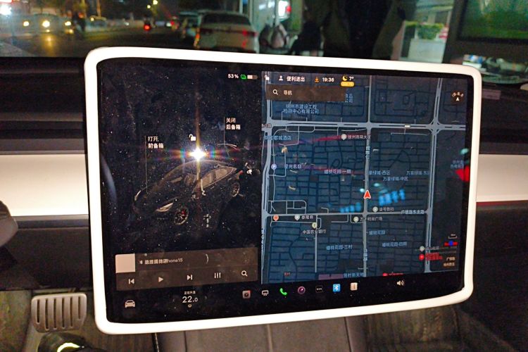 特斯拉 Model 3 2021款 Performance高性能全轮驱动版中控内饰14