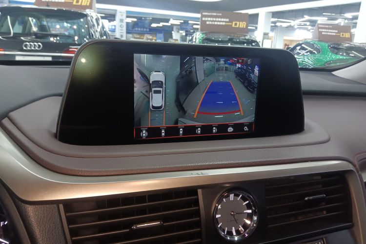 雷克萨斯RX 2020款 改款 300 两驱舒适版中控内饰16