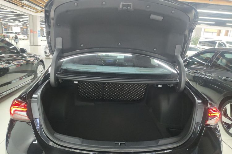 别克 君越 2019款 28T 豪华型局部细节23