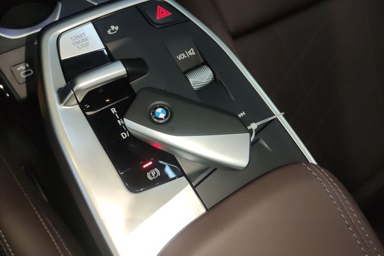 宝马X2(进口) 2024款 sDrive25i M运动套装中控内饰11