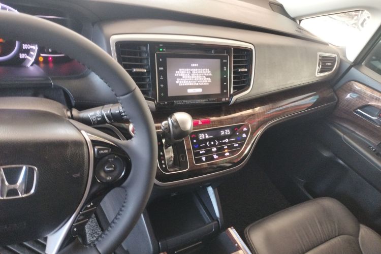 本田 奥德赛 2015款 2.4L 至尊版中控内饰16