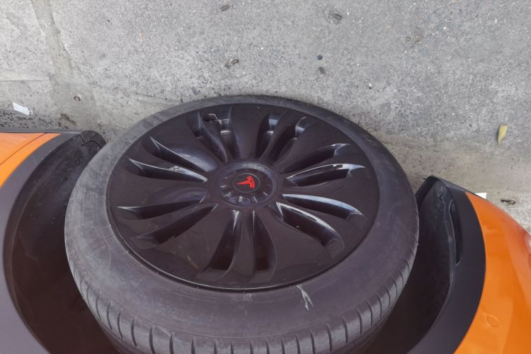 特斯拉 Model Y 2022款 后轮驱动版车身外观6007