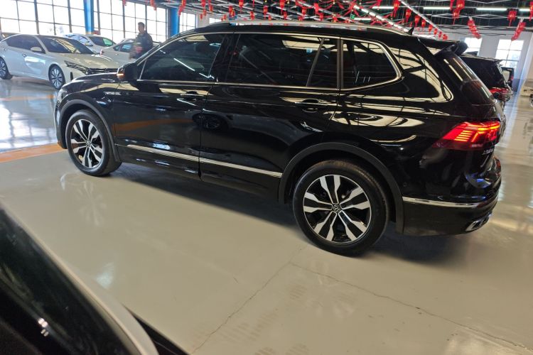 大众 途观L 2023款 改款 330TSI 自动两驱R-Line越享版车身外观6003