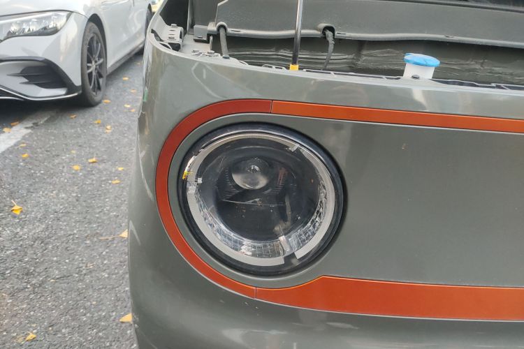 吉利银河 2023款 熊猫mini 新春版宝藏熊车身外观6006