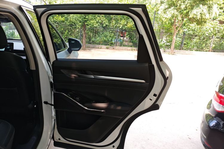 哈弗H6 2021款 第三代 1.5T 自动两驱Max中控内饰7006