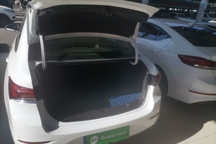 别克 英朗 2021款 改款 典范 1.5L 自动精英型局部细节23