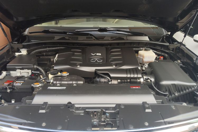 英菲尼迪QX80 2013款 5.6L 4WD局部细节24