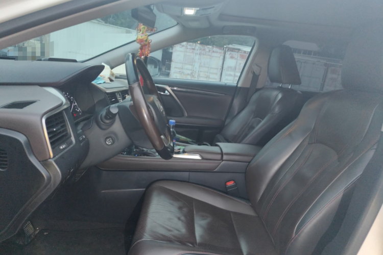 雷克萨斯RX 2016款 300 四驱典雅版 国V中控内饰19