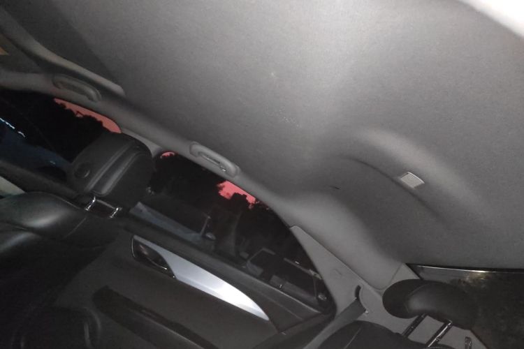 凯迪拉克ATS-L 2017款 28T 时尚型中控内饰22