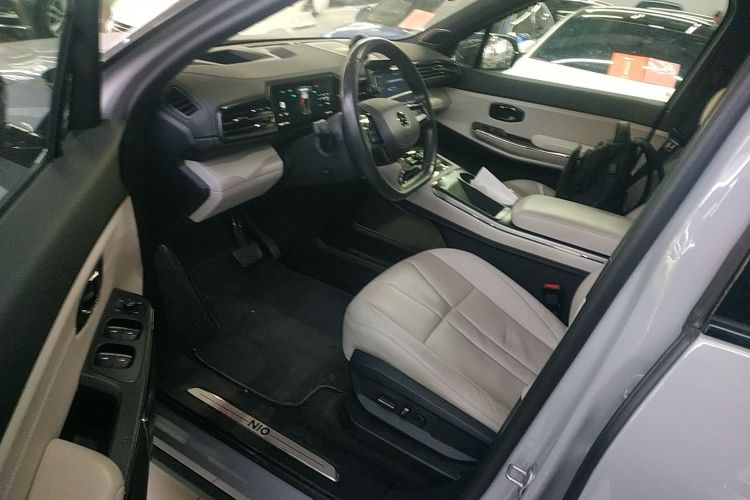 蔚来ES8 2020款 580KM 六座版中控内饰20