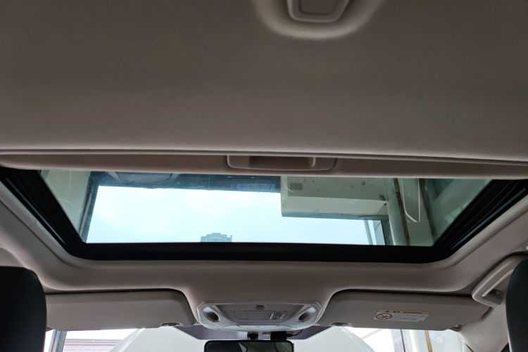 福特 福克斯 2018款 两厢经典 1.6L 自动风尚型智行版局部细节22