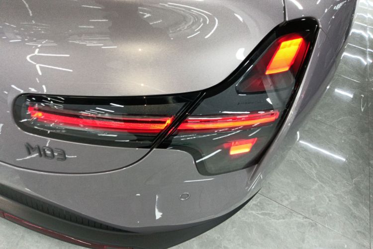 小鹏MONA M03 2025款 502 长续航 Max车身外观9