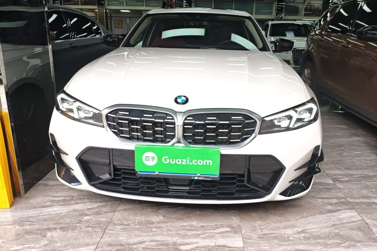 宝马3系 2025款 325i M运动套装车身外观6001