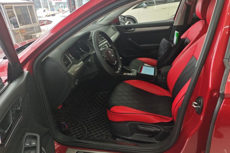 大众 凌渡 2018款 230TSI DSG风尚版中控内饰19