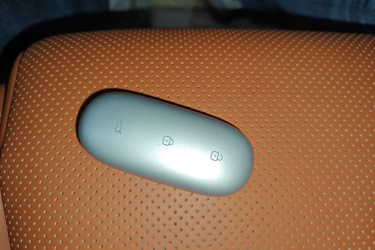 理想汽车 理想L9 2022款 Max中控内饰7001